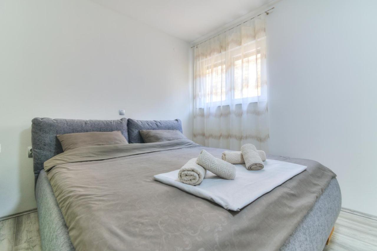 Apartment Luka Сень Экстерьер фото